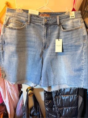 NWT Judy Blue 4x Denim Shorts